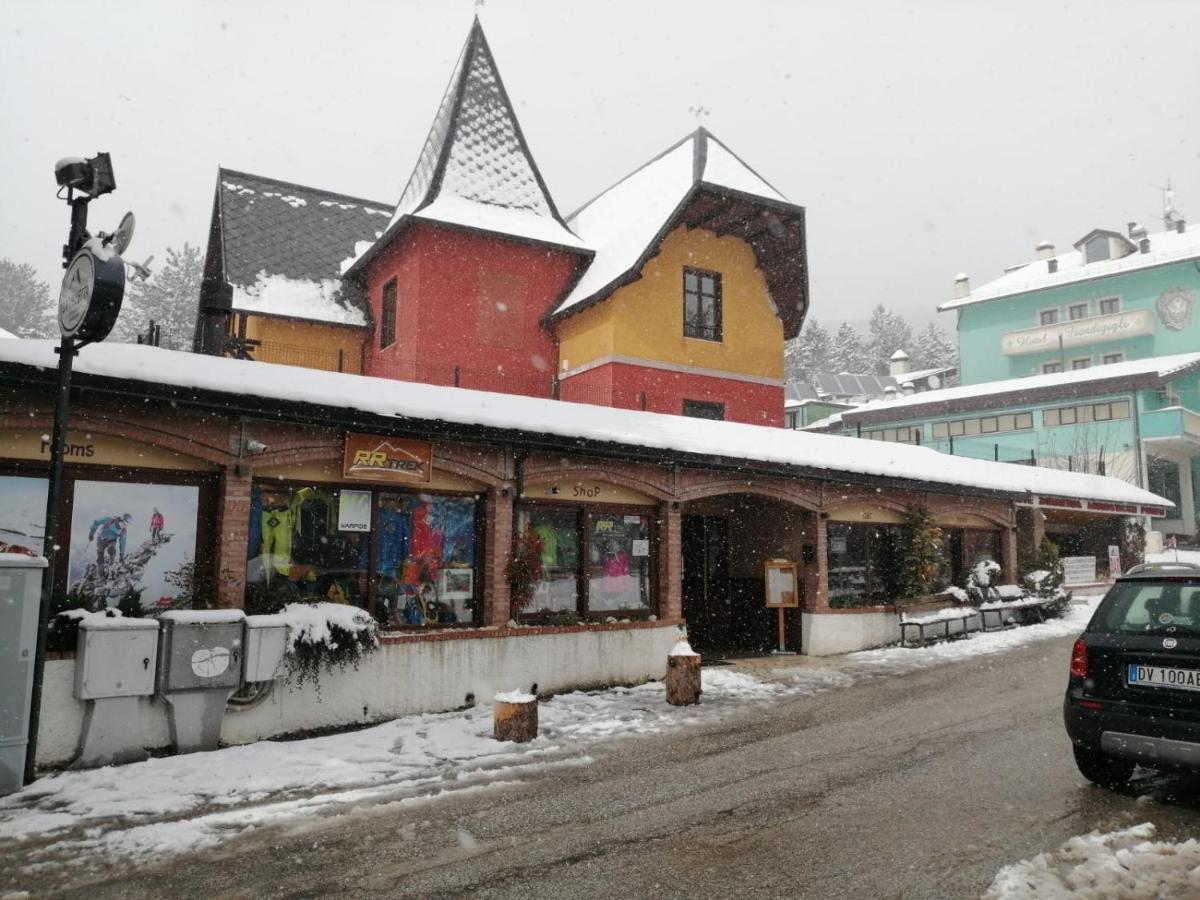 La Villetta Food & Drink Rooms For Rent - No Reception - LʼAquila Kültér fotó