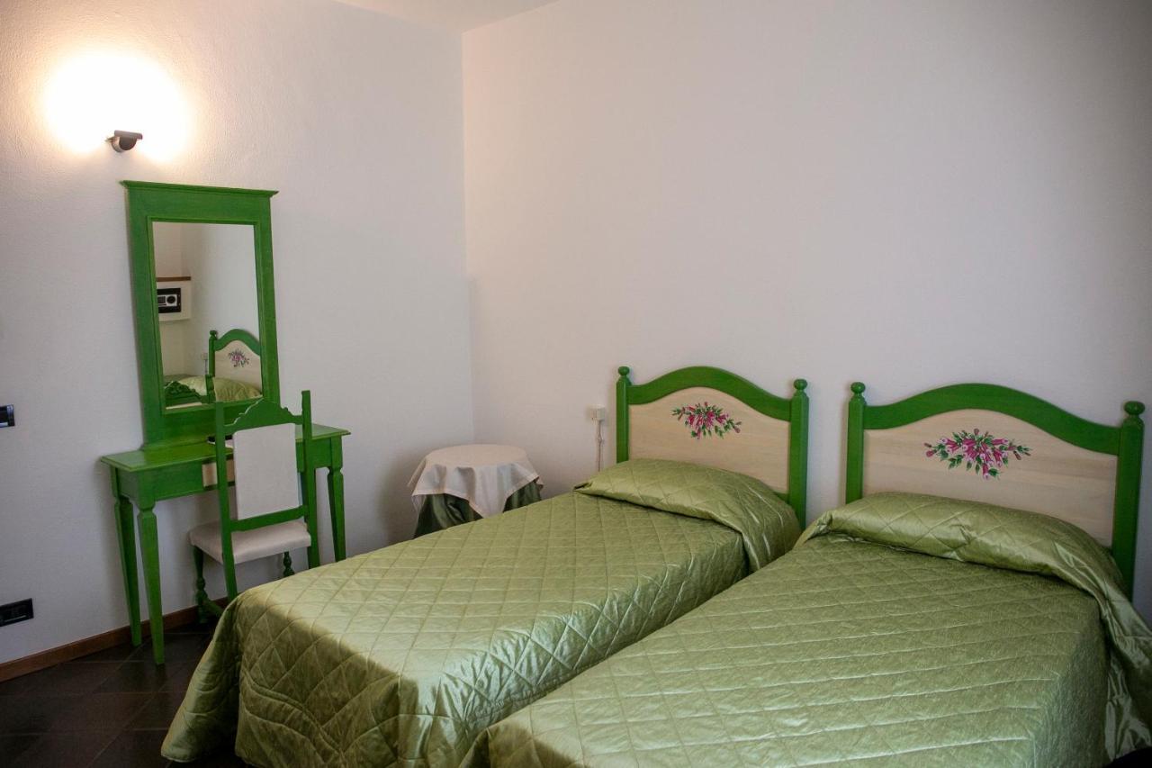 La Villetta Food & Drink Rooms For Rent - No Reception - LʼAquila Kültér fotó