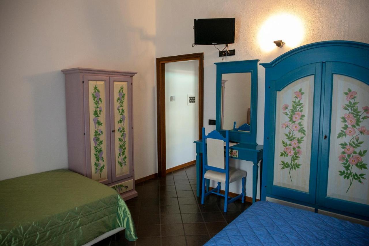 La Villetta Food & Drink Rooms For Rent - No Reception - LʼAquila Kültér fotó