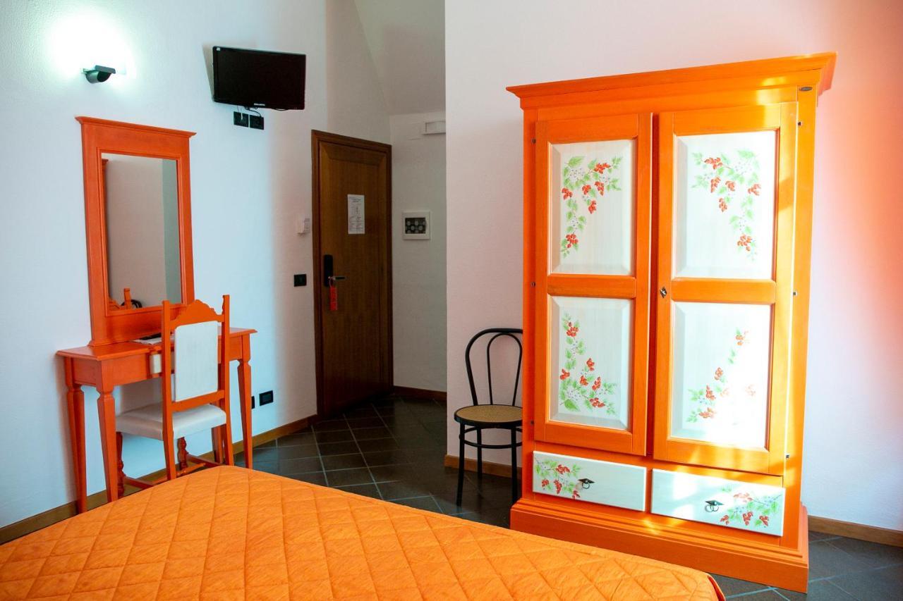 La Villetta Food & Drink Rooms For Rent - No Reception - LʼAquila Kültér fotó